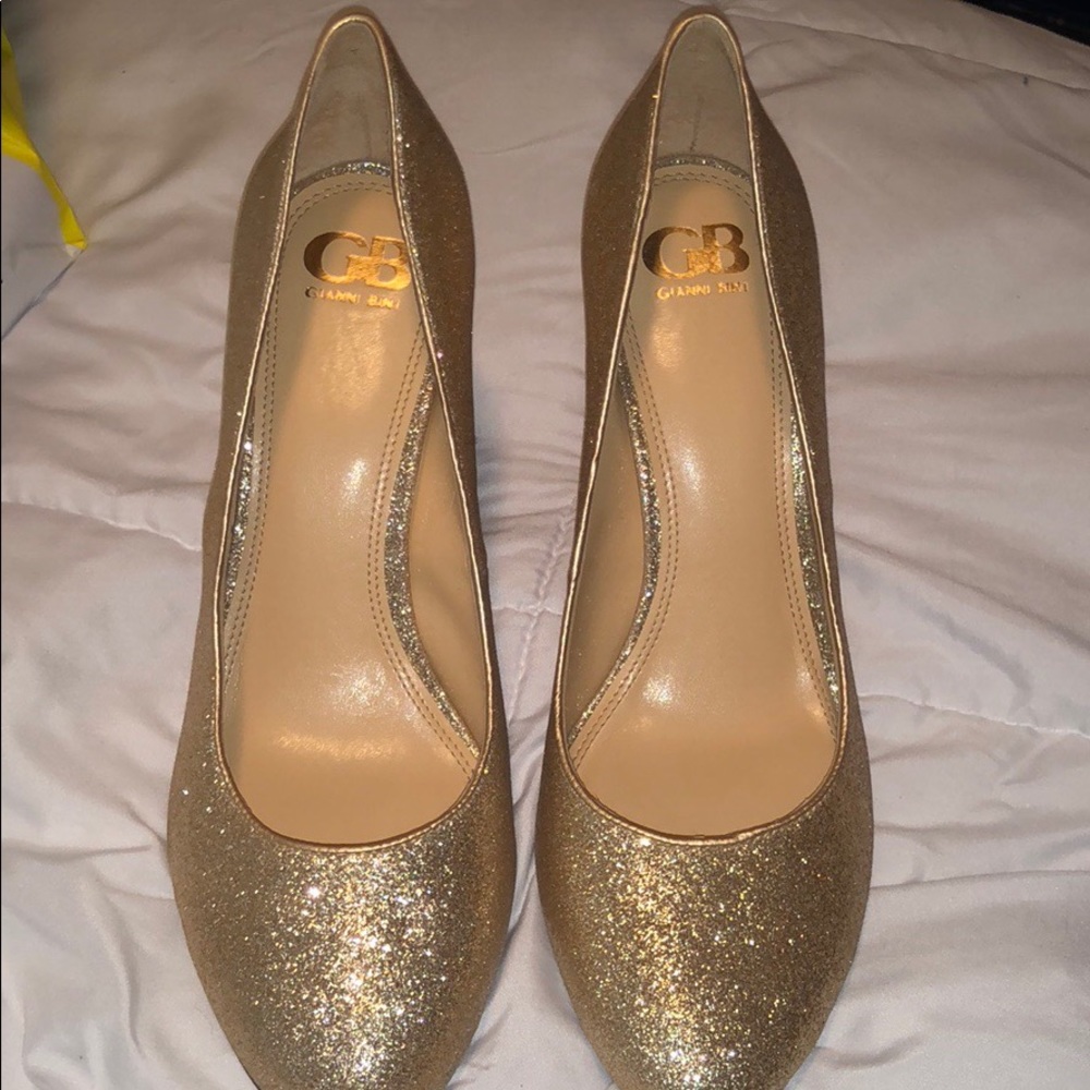 Brand new Gianni Bini heels